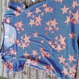 🆕️ LulaRoe NWT Classic Tee American Dreams size Medium